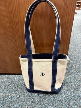L.L. Bean Boat and Tote Size Small Zip Top Long Handles Navy